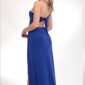 Never worn. Came too late to wear to prom.